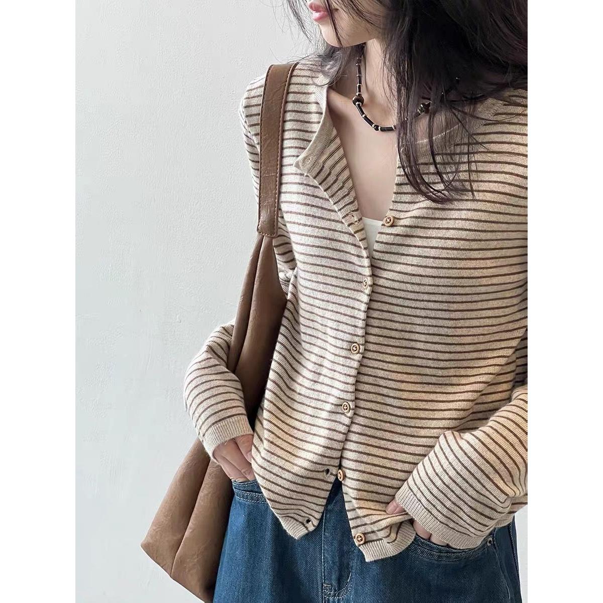 MUXIN Korean-Style Striped Knit Cardigan for Women | Slimming & Versatile | Soft & Comfortable | Fall/Winter Layering Piece