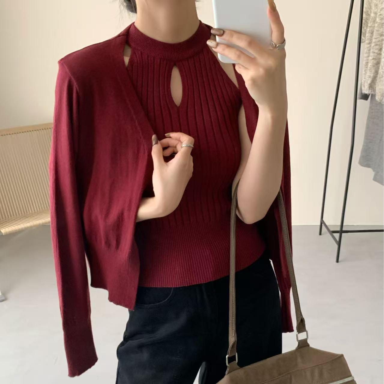 Bộ đồ len MUXIN phong cách Hàn Quốc cổ điển màu đỏ đô – áo cardigan và áo ba lỗ thanh lịch, bộ hai món