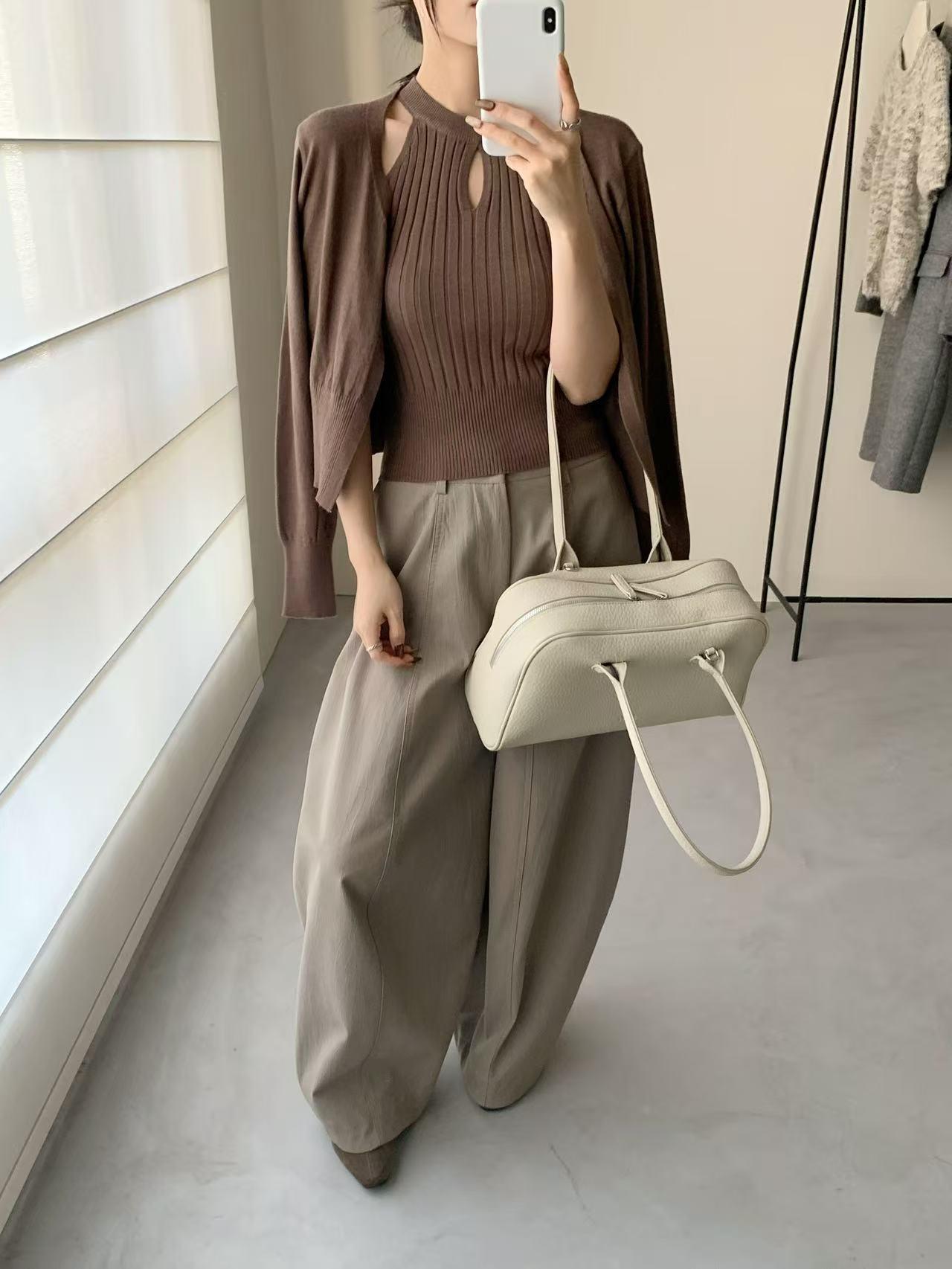 Bộ đồ len MUXIN phong cách Hàn Quốc cổ điển màu đỏ đô – áo cardigan và áo ba lỗ thanh lịch, bộ hai món